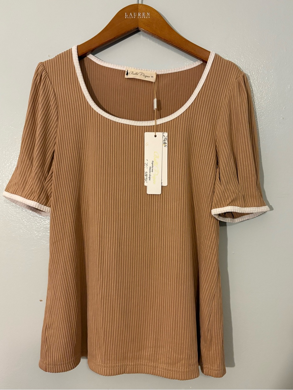 Amazon Boutique Ribbed Tan Short-Sleeve Tee with White Trim